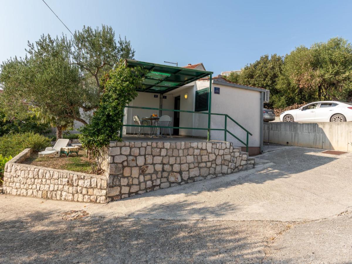 Holiday Home Dubra By Interhome Комарна Екстериор снимка