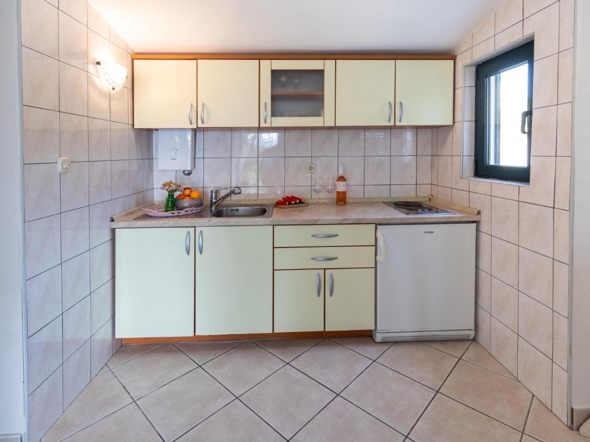 Holiday Home Dubra By Interhome Комарна Екстериор снимка